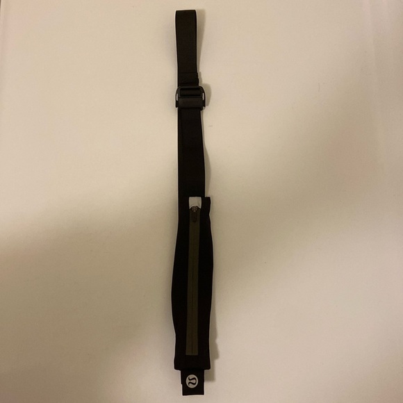 Lululemon Running Belt - Picture 3 of 7